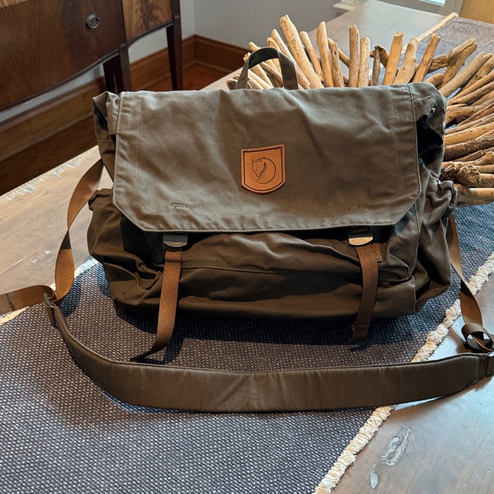 Fjallraven Olive Brown Messenger Bag